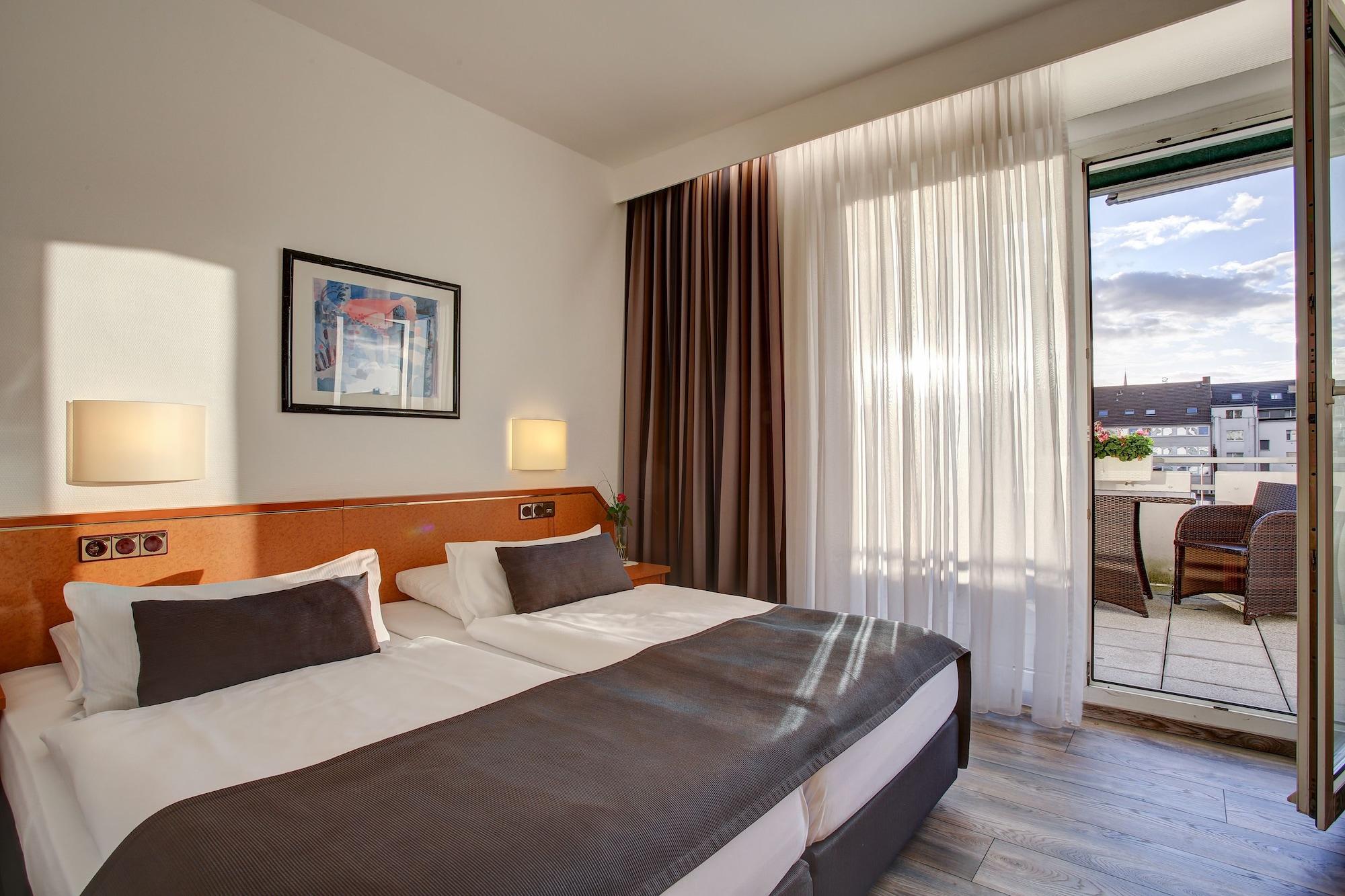 Trip Inn Hotel Esplanade, Duesseldorf Esterno foto